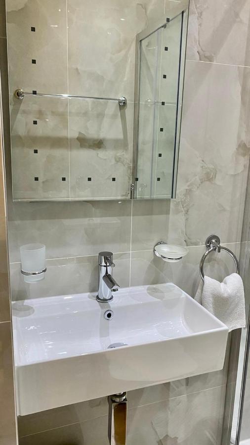 Classic Hyde Park Hotel London Ngoại thất bức ảnh