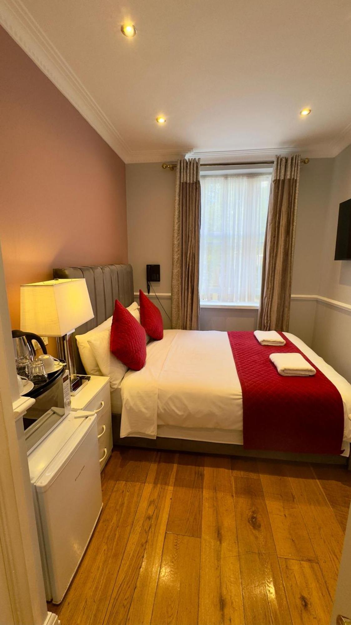 Classic Hyde Park Hotel London Ngoại thất bức ảnh