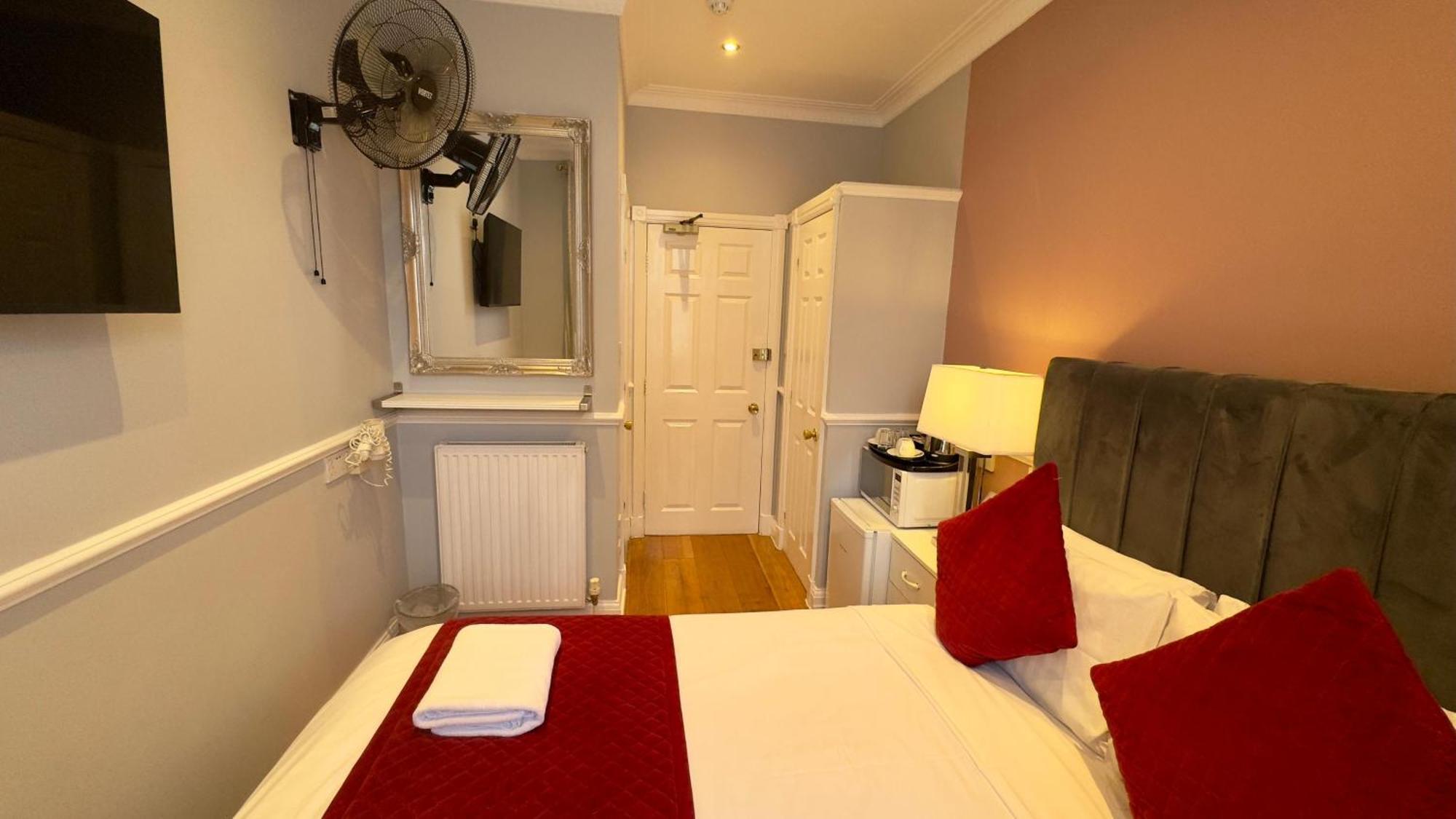 Classic Hyde Park Hotel London Ngoại thất bức ảnh